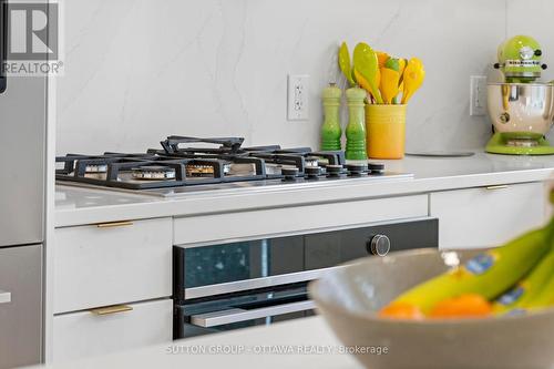 81 Armstrong Street, Ottawa, ON - Indoor Photo Showing Kitchen