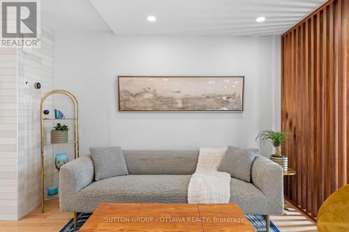 81 Armstrong Street, Ottawa, ON - Indoor