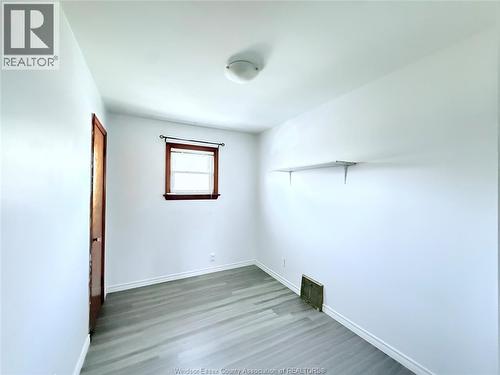 1943 Olive, Windsor, ON - Indoor Photo Showing Other Room