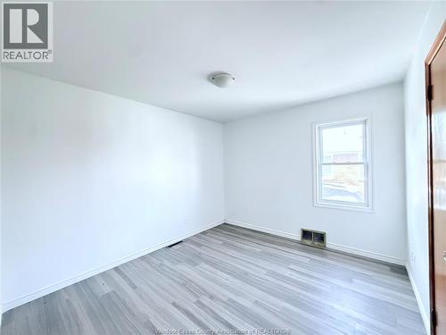 1943 Olive, Windsor, ON - Indoor Photo Showing Other Room
