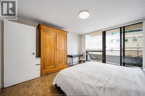 111 Riverside Drive Unit# 312, Windsor, ON - Indoor Photo Showing Bedroom