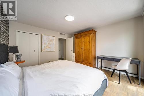 111 Riverside Drive Unit# 312, Windsor, ON - Indoor Photo Showing Bedroom