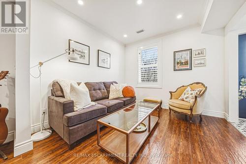 153 Elgin Street, Hamilton, ON - Indoor Photo Showing Living Room