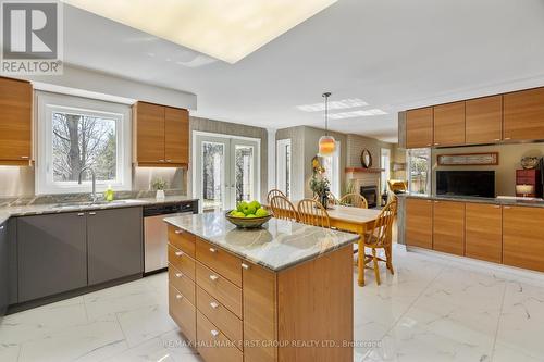 Kitchen - 39 Kennett Drive, Whitby (Lynde Creek), ON - Indoor Photo Showing Kitchen With Double Sink