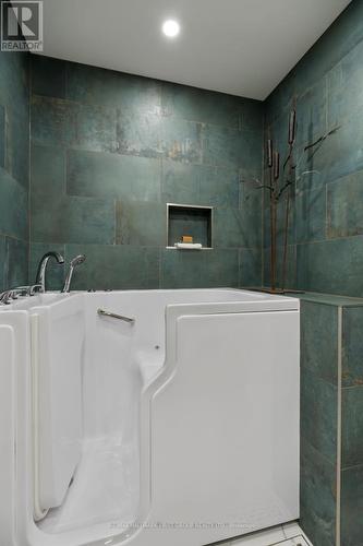 Main Floor Bathroom Walk-In Whirlpool Tub - 39 Kennett Drive, Whitby (Lynde Creek), ON - Indoor Photo Showing Bathroom
