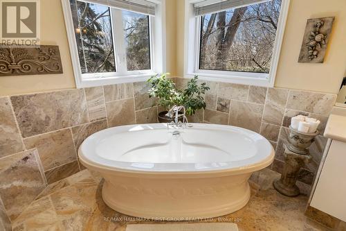 Ensuite Bath Tub - 39 Kennett Drive, Whitby (Lynde Creek), ON - Indoor Photo Showing Bathroom