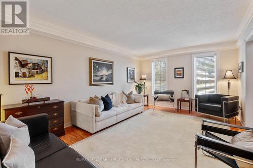 Living Room - 39 Kennett Drive, Whitby (Lynde Creek), ON - Indoor Photo Showing Living Room