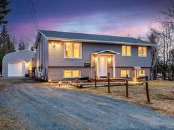 99 Loriann Drive Porters Lake, NS B3E 1J4