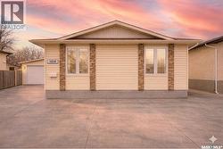 1058 Middleton CRESCENT  Regina, SK S4N 7B5