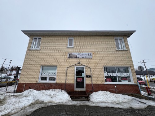 Front of Structure - 890 Av. Larivière, Rouyn-Noranda, QC - Outdoor