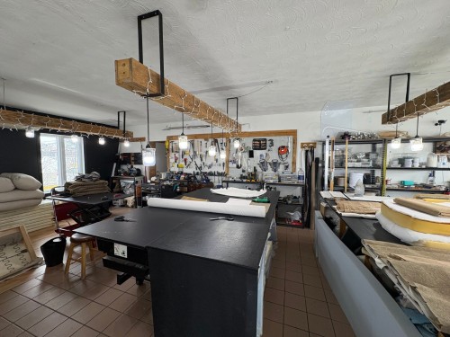 Commerce - 890 Av. Larivière, Rouyn-Noranda, QC - Indoor