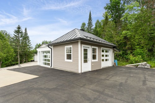 Garage - 916 Ch. Viens, Magog, QC - Outdoor