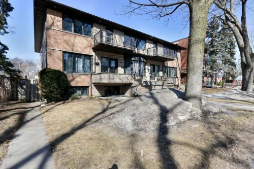 Front of Structure - 183 Av. Trenton, Mont-Royal, QC - Outdoor