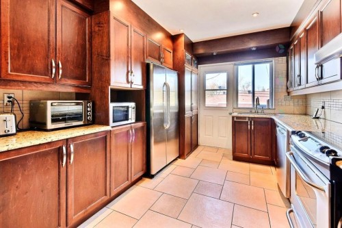 Kitchen - 183 Av. Trenton, Mont-Royal, QC - Indoor Photo Showing Kitchen