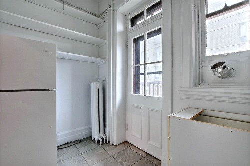 Salle de lavage - 12-1375 Av. Greene, Westmount, QC - Indoor Photo Showing Other Room