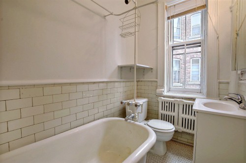 Salle de bains - 12-1375 Av. Greene, Westmount, QC - Indoor Photo Showing Bathroom