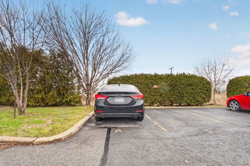 Stationnement - 6434 Rue Claudel, Brossard, QC - Outdoor