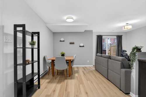 Salle à manger - 6434 Rue Claudel, Brossard, QC - Indoor