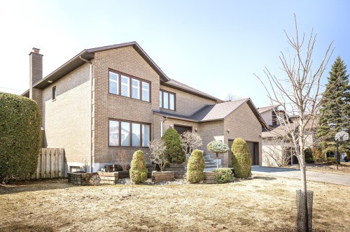 114 Rue Ryan  Dollard-Des-Ormeaux, QC H9A 3C4