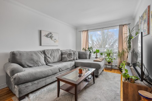 Living Room - 6014  - 6016 Rue Houde, Montréal (Montréal-Nord), QC - Indoor Photo Showing Living Room