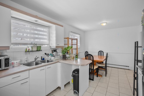 Kitchen - 6014  - 6016 Rue Houde, Montréal (Montréal-Nord), QC - Indoor Photo Showing Kitchen With Double Sink