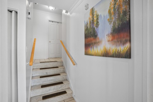 Staircase - 6014  - 6016 Rue Houde, Montréal (Montréal-Nord), QC - Indoor Photo Showing Other Room