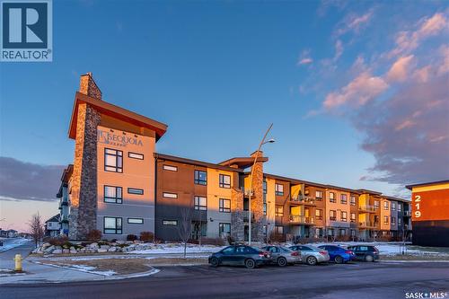 104 223 Evergreen Square, Saskatoon, SK - Outdoor