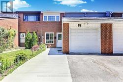 BSMT - 7 SACHEMS PLACE Toronto, ON M1B 1E7