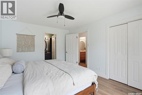 418 Pinehouse Drive, Saskatoon, SK - Indoor Photo Showing Bedroom