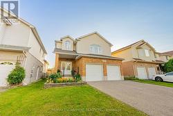 228 HOLBEACH CRESCENT  Waterloo, ON N2J 4Y7
