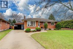 17 HIPEL Avenue  Cambridge, ON N3C 1W8