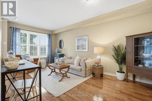 38 - 2665 Thomas Street, Mississauga (Central Erin Mills), ON - Indoor Photo Showing Living Room
