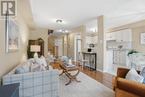 38 - 2665 Thomas Street, Mississauga (Central Erin Mills), ON - Indoor Photo Showing Living Room