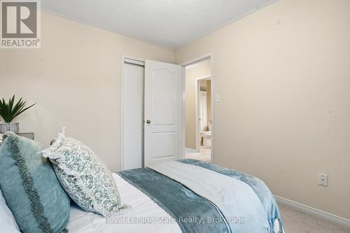 38 - 2665 Thomas Street, Mississauga (Central Erin Mills), ON - Indoor Photo Showing Bedroom