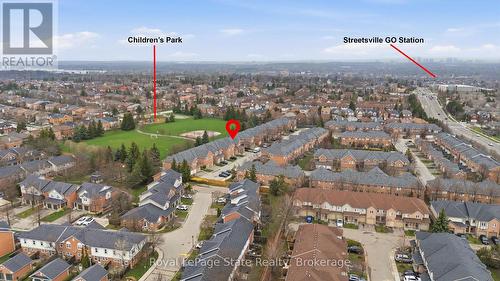 Stellar NEIGHBOURHOOD! Go & highway access nearby. - 38 - 2665 Thomas Street, Mississauga (Central Erin Mills), ON - Outdoor With View
