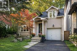 180 MOORE AVENUE Toronto, ON M4T 1V8
