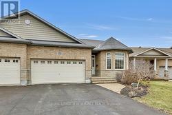 910 BURWASH LANDING BAY  Ottawa, ON K2W 0C8