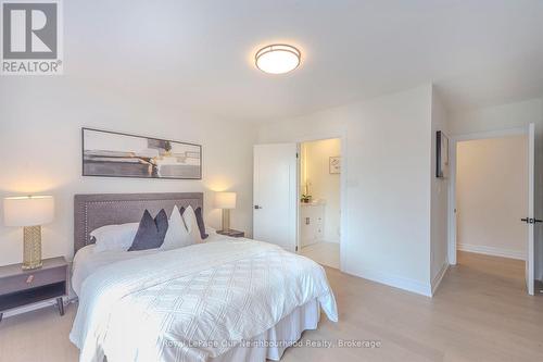 1253 Melton Drive, Mississauga, ON - Indoor Photo Showing Bedroom