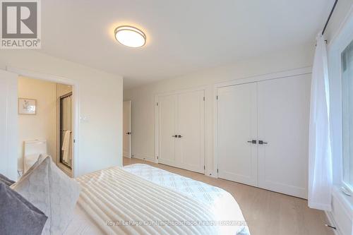 1253 Melton Drive, Mississauga, ON - Indoor Photo Showing Bedroom