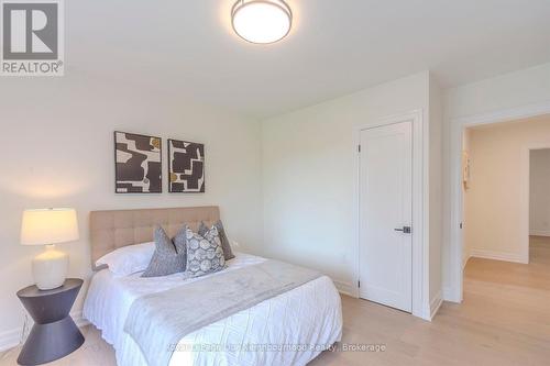 1253 Melton Drive, Mississauga, ON - Indoor Photo Showing Bedroom