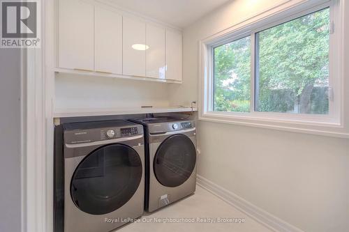 1253 Melton Drive, Mississauga, ON - Indoor Photo Showing Laundry Room