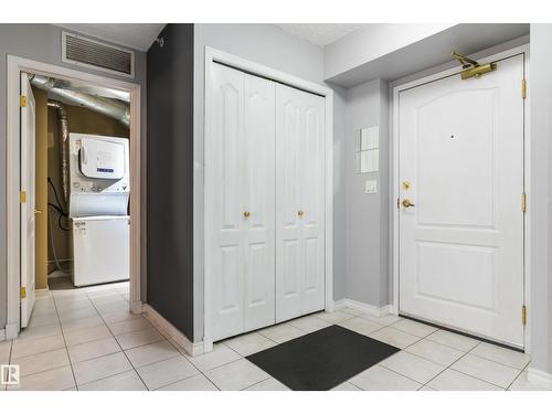 #1102 10909 103 Av Nw, Edmonton, AB 