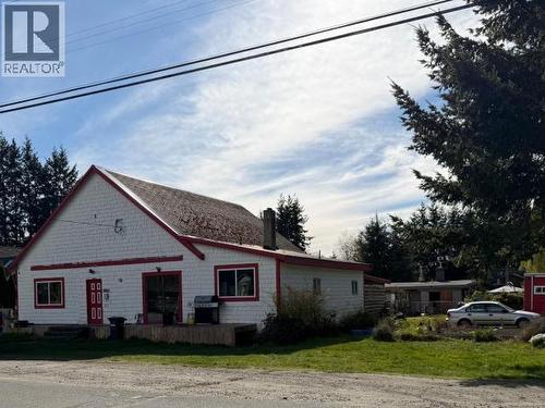 6479 SUTHERLAND AVE  Powell River, BC None