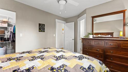 2107 Ash Street, Creston, BC - Indoor Photo Showing Bedroom