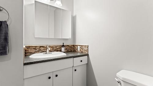 2107 Ash Street, Creston, BC - Indoor Photo Showing Bathroom