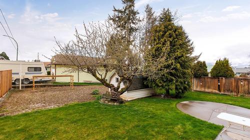 2107 Ash Street, Creston, BC - Outdoor