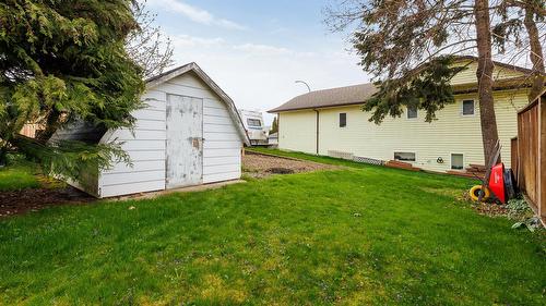 2107 Ash Street, Creston, BC - Outdoor With Exterior