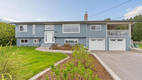 915 Graf Road  Kelowna, BC V1P 1C1