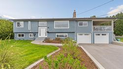 915 Graf Road  Kelowna, BC V1P 1C1