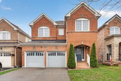 787 McCue Drive Oshawa, ON L1K 0R1